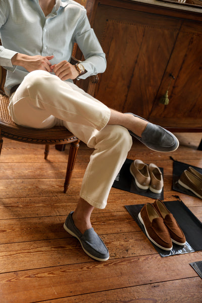 Patrick - Herren-Loafer aus hellblauem Wildleder
