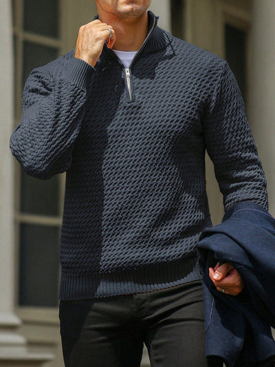 Stylischer Pullover mit Viertelreißverschluss und Rollkragen